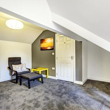 Townhouse Plus @ 166 Edleston Road クルー エクステリア 写真