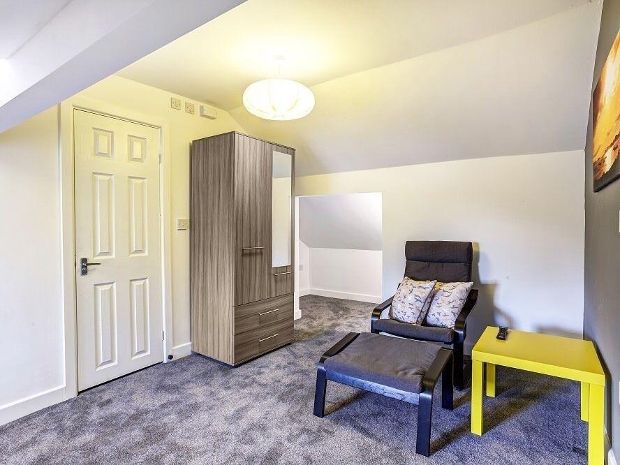 Townhouse Plus @ 166 Edleston Road クルー エクステリア 写真