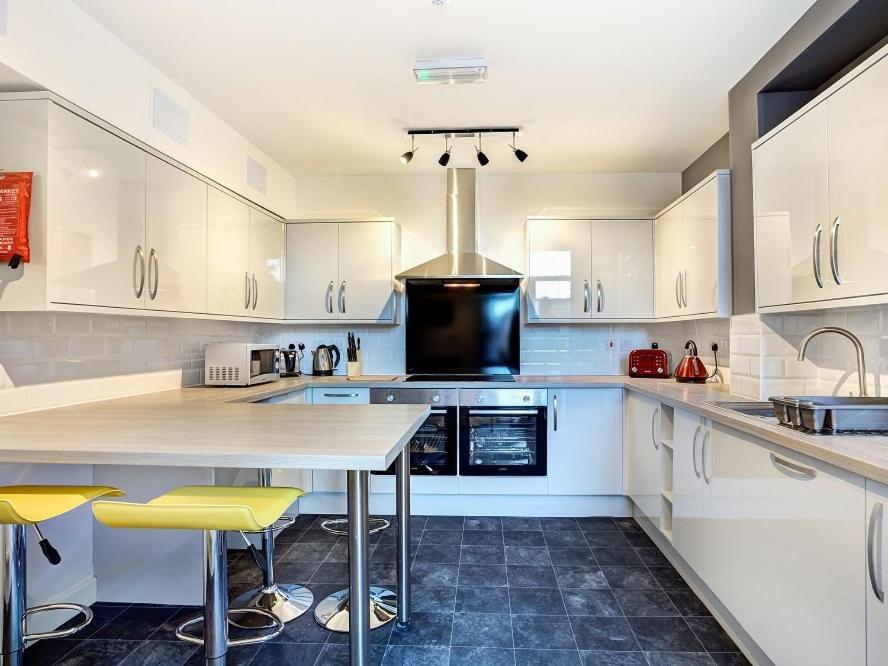 Townhouse Plus @ 166 Edleston Road クルー エクステリア 写真
